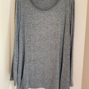 Heather grey swing top long sleeve shirt